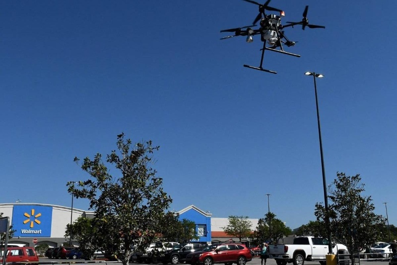 431692-florida-man-shoots-walmart-drone | شلیک به پهپاد کالارسان در آمریکا؛ مرد فلوریدایی به دردسر افتاد