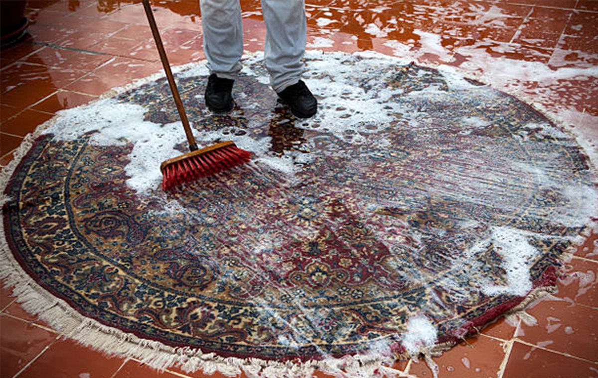 washing-carpets-at-home | شستن فرش در خانه؛ همه‌ی نکاتی که باید بدانید