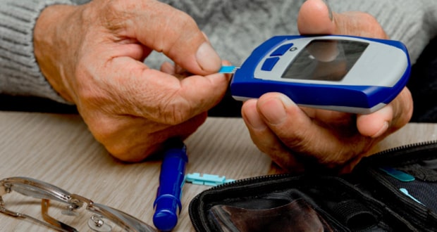 accuracy-of-blood-glucose-measurement-devices | عوامل تأثیرگذار بر دقت اندازه‌گیری دستگاه‌های قند خون