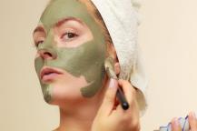 benefits-of-green-tea-mask | فواید ماسک چای سبز چیست و چطور می‌توان از آن استفاده کرد؟
